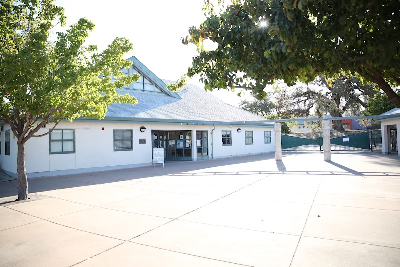 Foothill Oaks Elementary photo