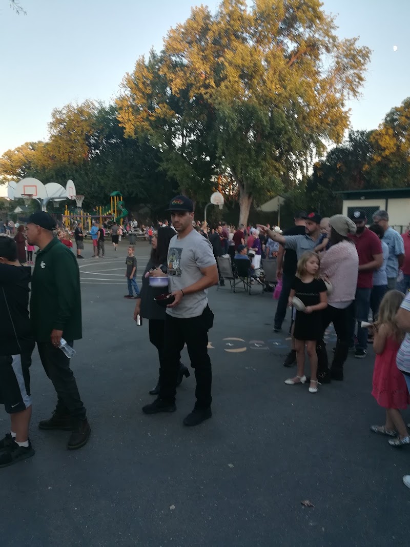 Hooker Oak Elementary photo
