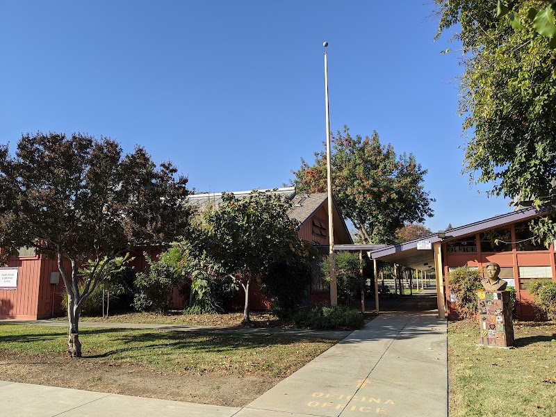 Cesar Chavez Elementary photo