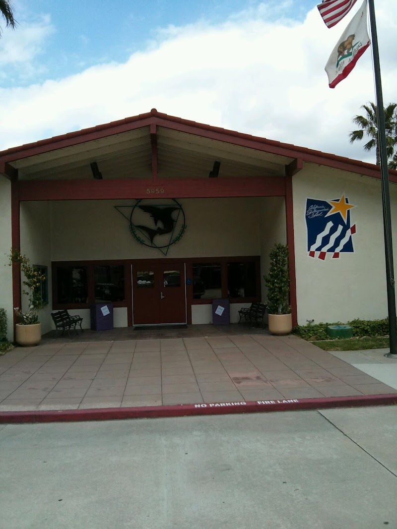 Summit Intermediate photo
