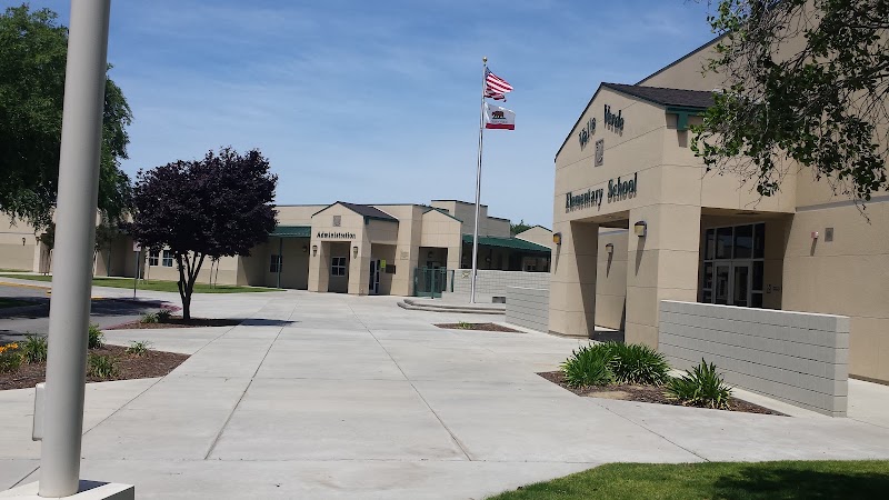 Valle Verde Elementary photo