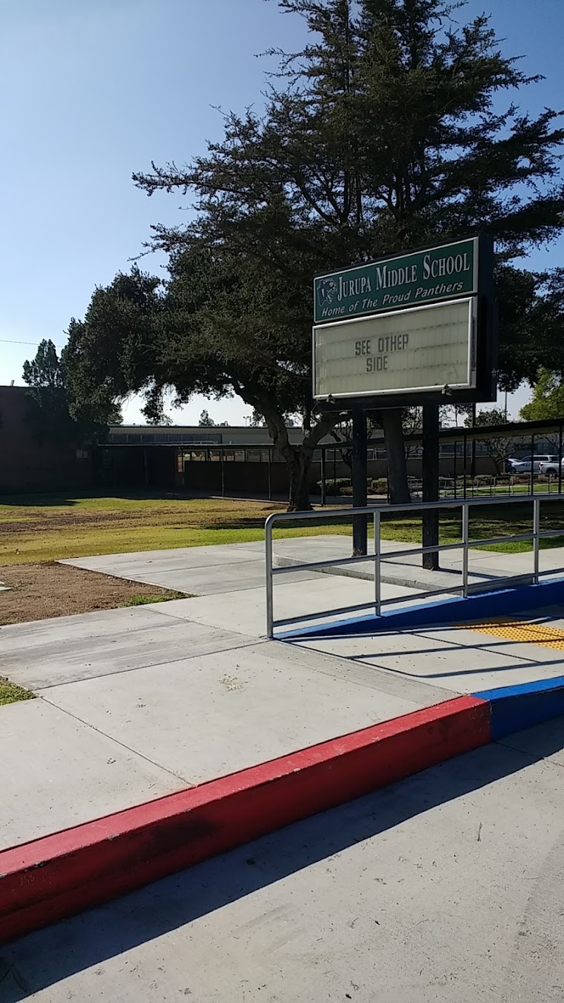 Jurupa Middle photo