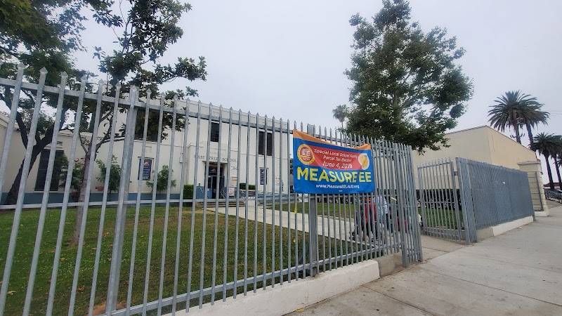 First Street Elementary photo