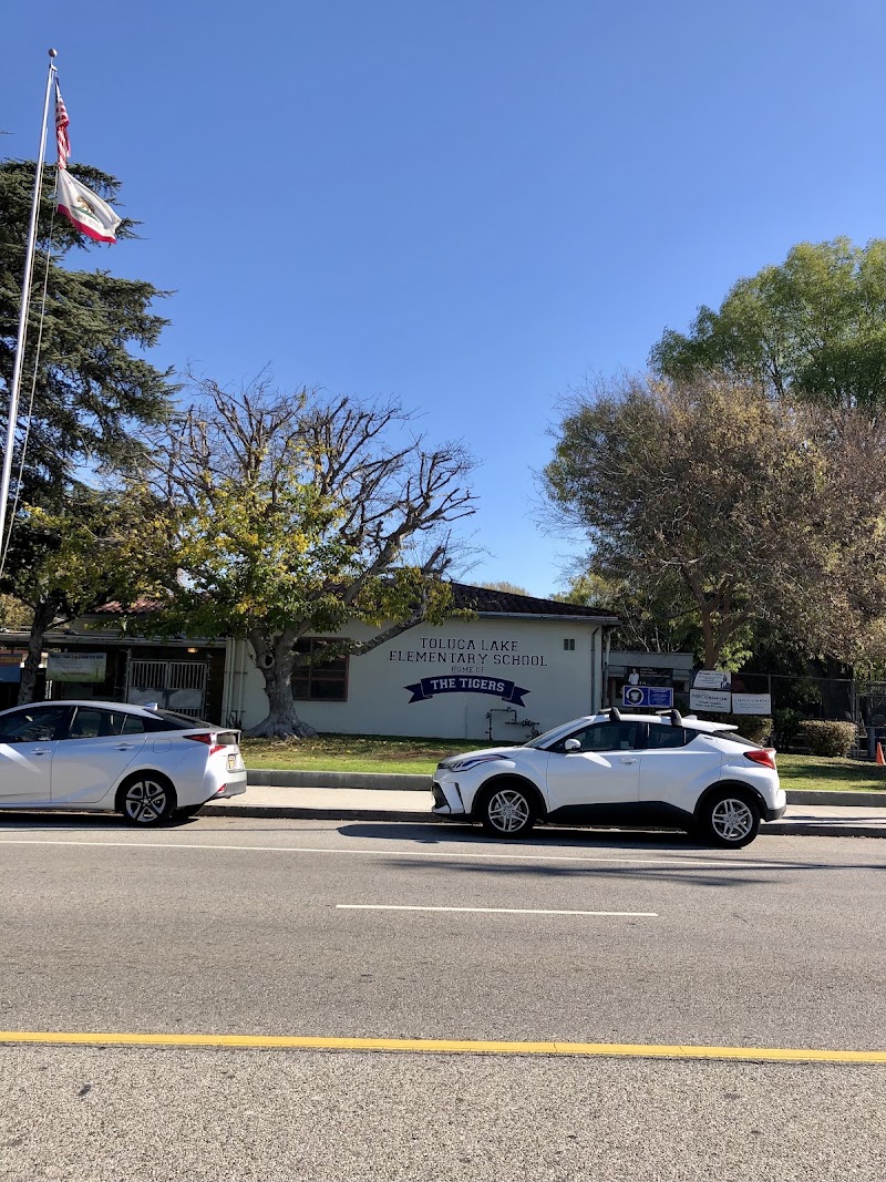 Toluca Lake Elementary photo