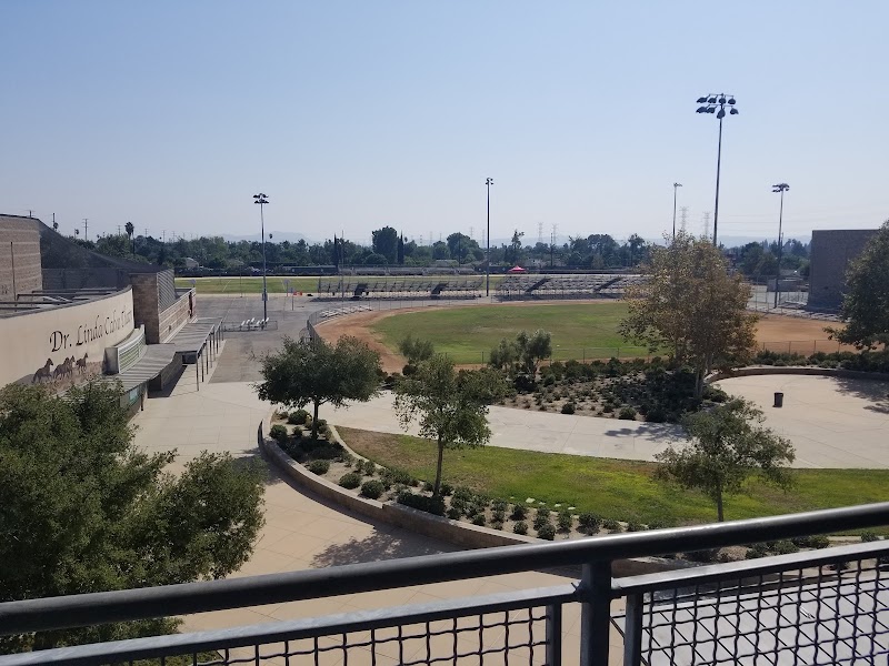 Arleta High photo