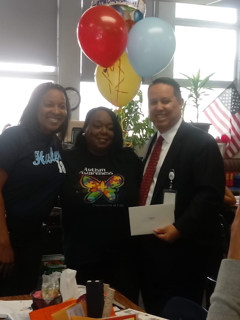 Hosler Middle photo