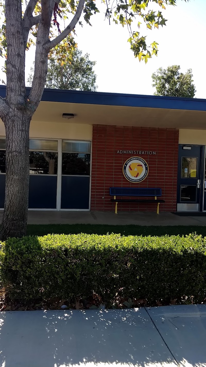 Golden Elementary photo