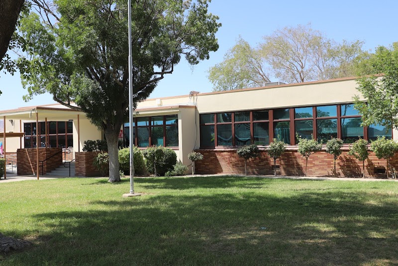 Avenal Elementary photo