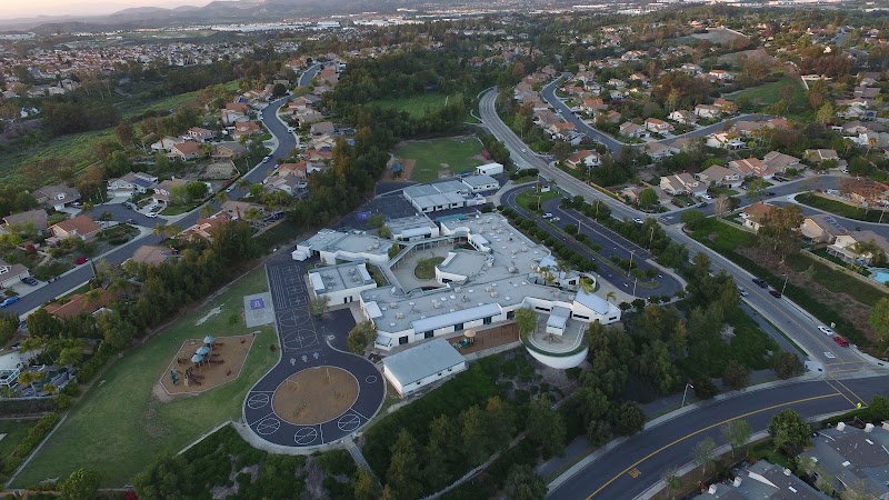 Lake Forest Elementary photo