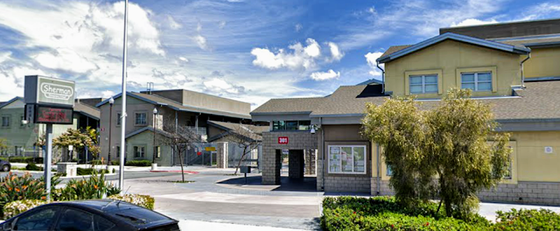 Sherman Elementary photo