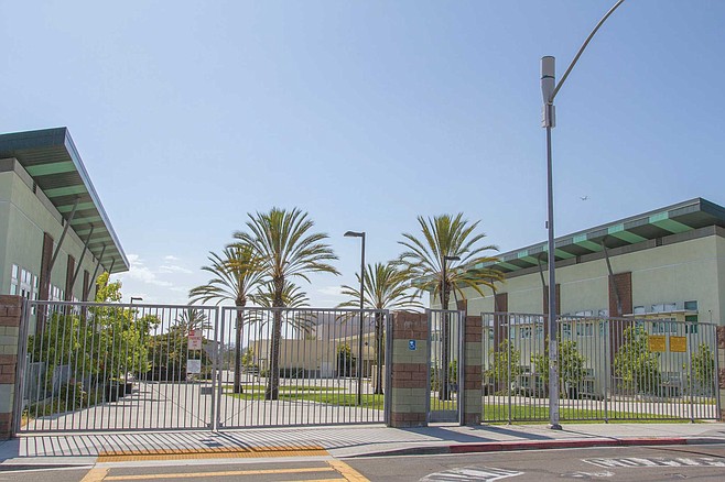 Lincoln High photo