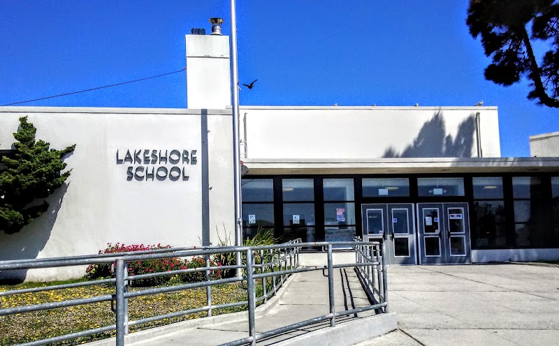 Lakeshore Alternative Elementary photo