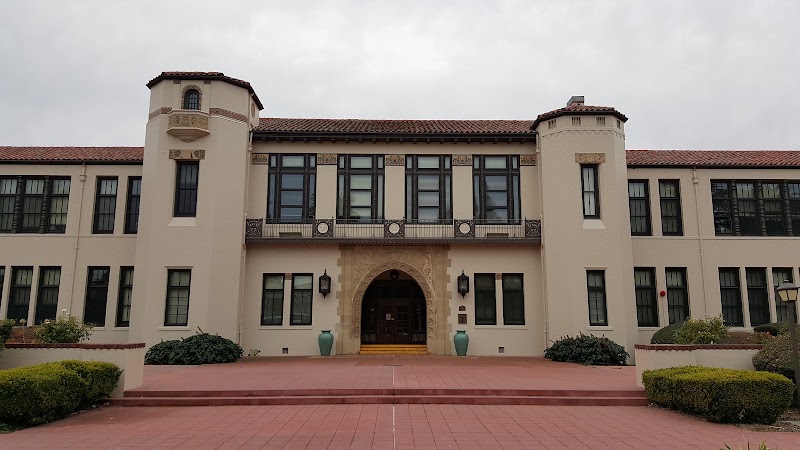 Herbert Hoover Middle photo
