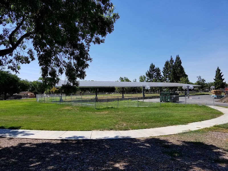 Canoas Elementary photo