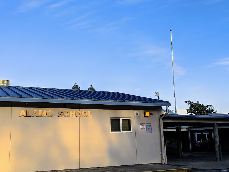 Alamo Elementary photo