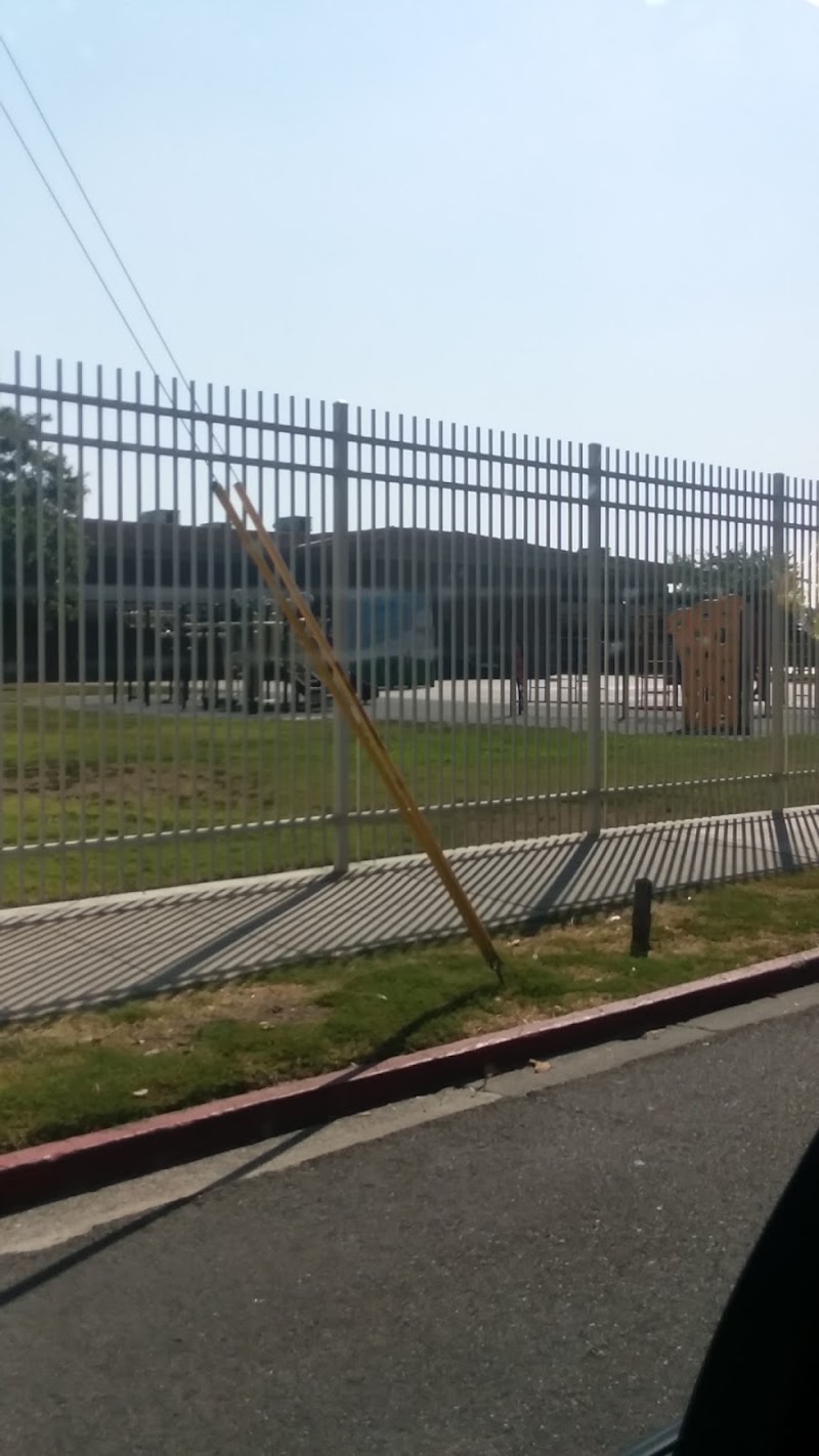 Lowell Elementary photo
