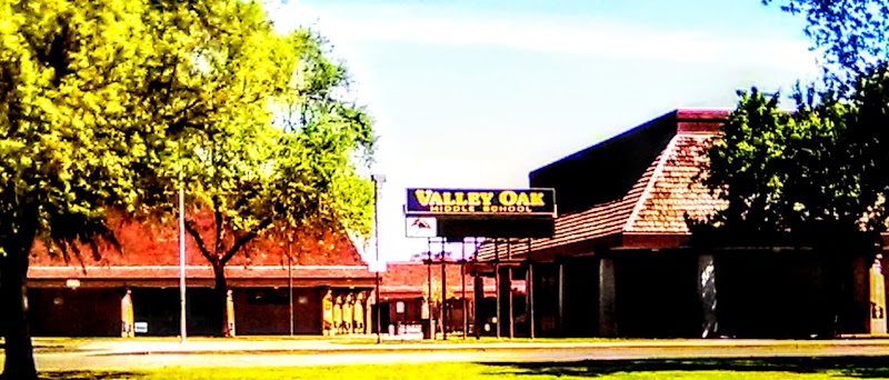 Valley Oak Middle photo