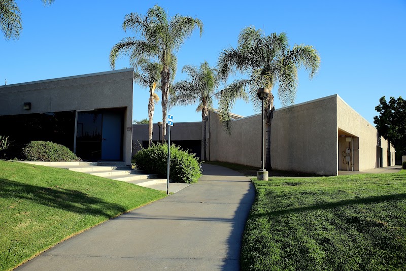 Lakeside Middle photo